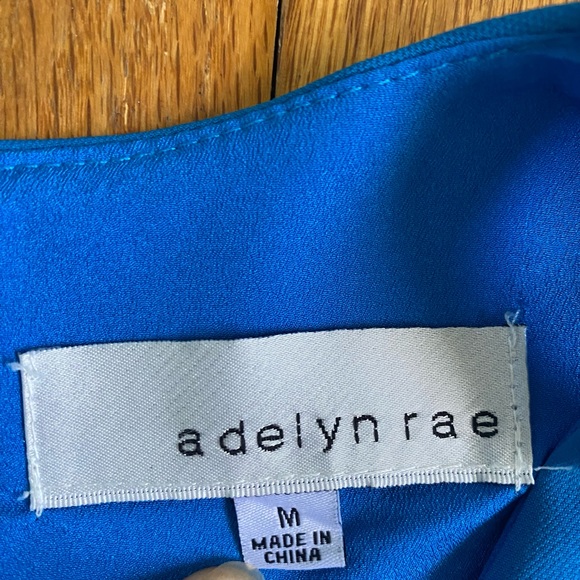 Blue, sleeveless, v neck, skater dress with zip up back. - Picture 3 of 7